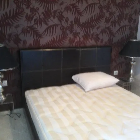 In Perla Block 2 *